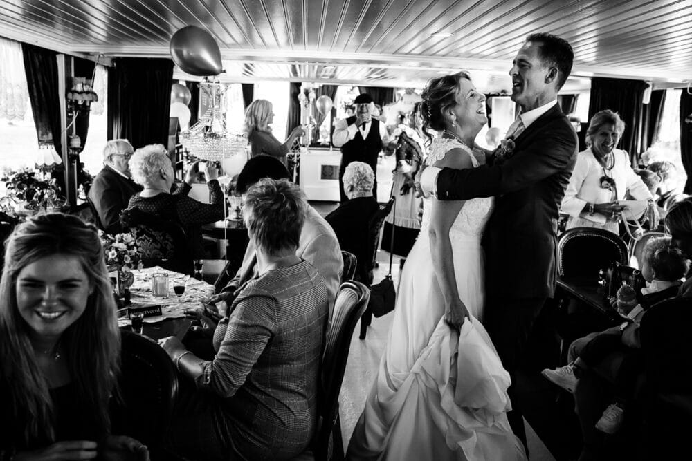 Trouwen op de MS Jordaan met HELEEN KLOP Fotografen Amsterdam