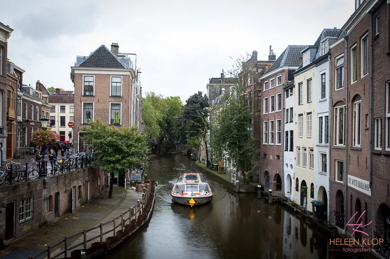 Varen door de gracht van Utrecht