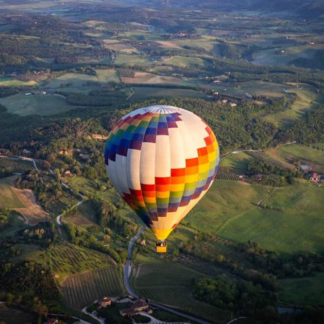 Toscane in een ballon loveshoot